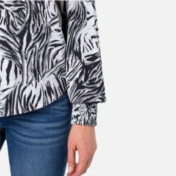 Liverpool Los Angeles Black Gray Stripe Long Sleeve Pullover Top - Picture 3 of 6